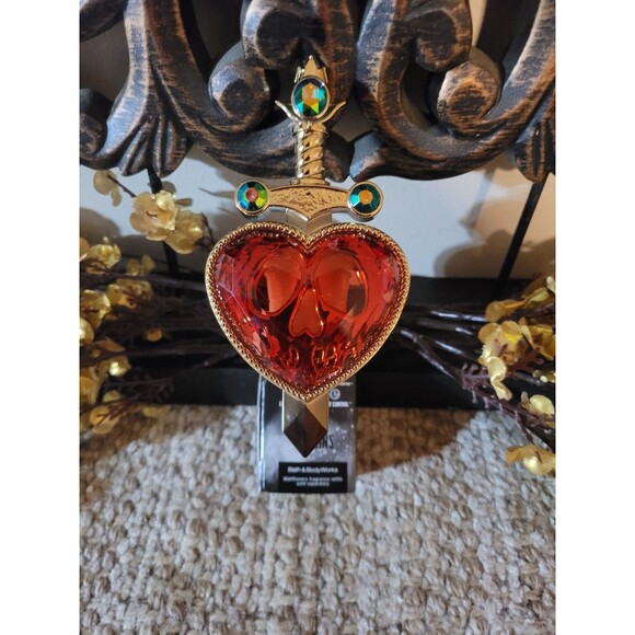 Bath & Body Works Other - Evil Queen Pierced Heart Wallflower Plug